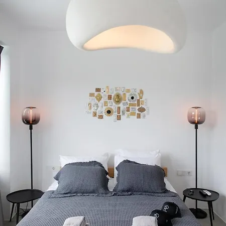 Rockaine Eclipse Apartment Tinos